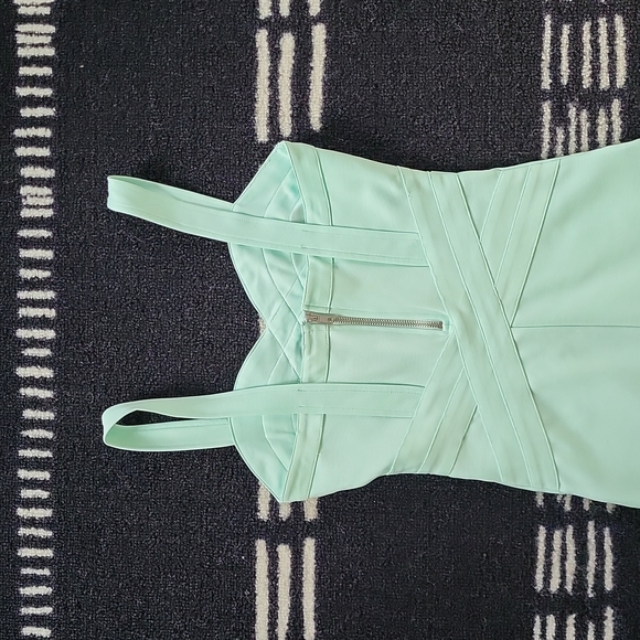 H&M dress - Picture 2 of 3